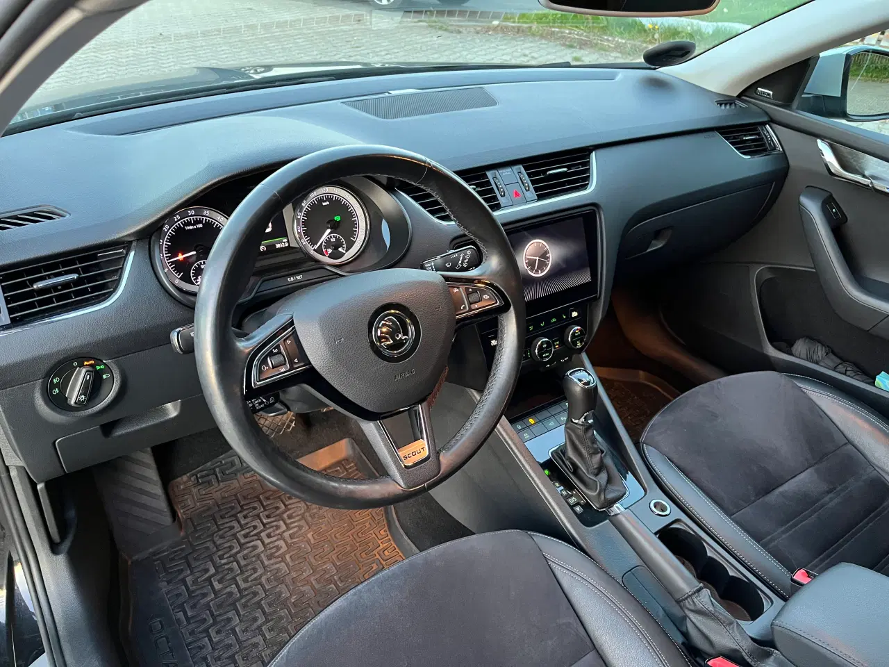 Billede 9 - Skoda Octavia Scout st.car 2,0 TDI DSG 184 HK