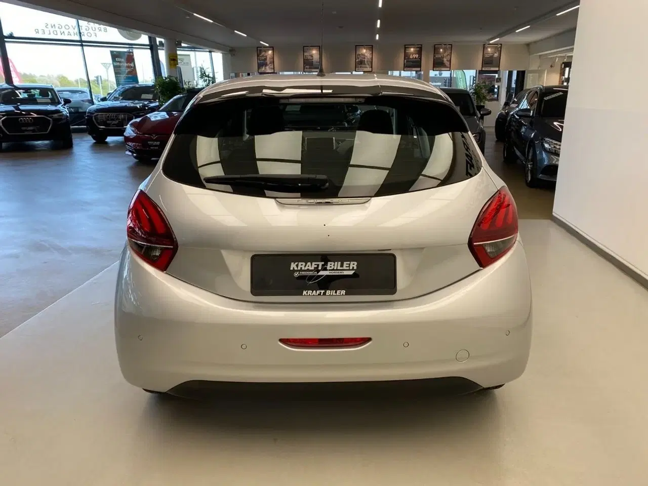 Billede 3 - Peugeot 208 1,2 VTi 82 Active