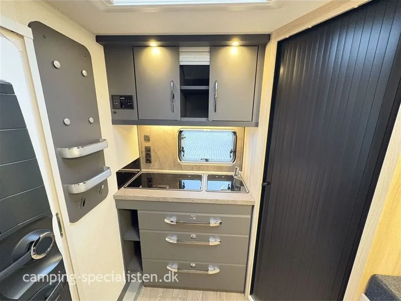 Billede 11 - 2026 - Hobby De Luxe 460 SL   2026 Hobby De Luxe 460 SL DK LINE - se den nu hos Camping-Specialisten.dk