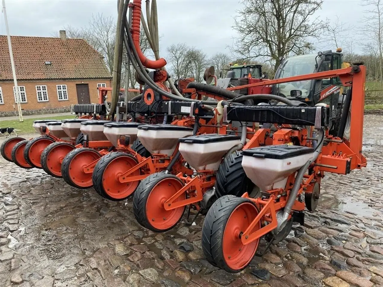 Billede 1 - Kuhn 8 Rækket Planter 2