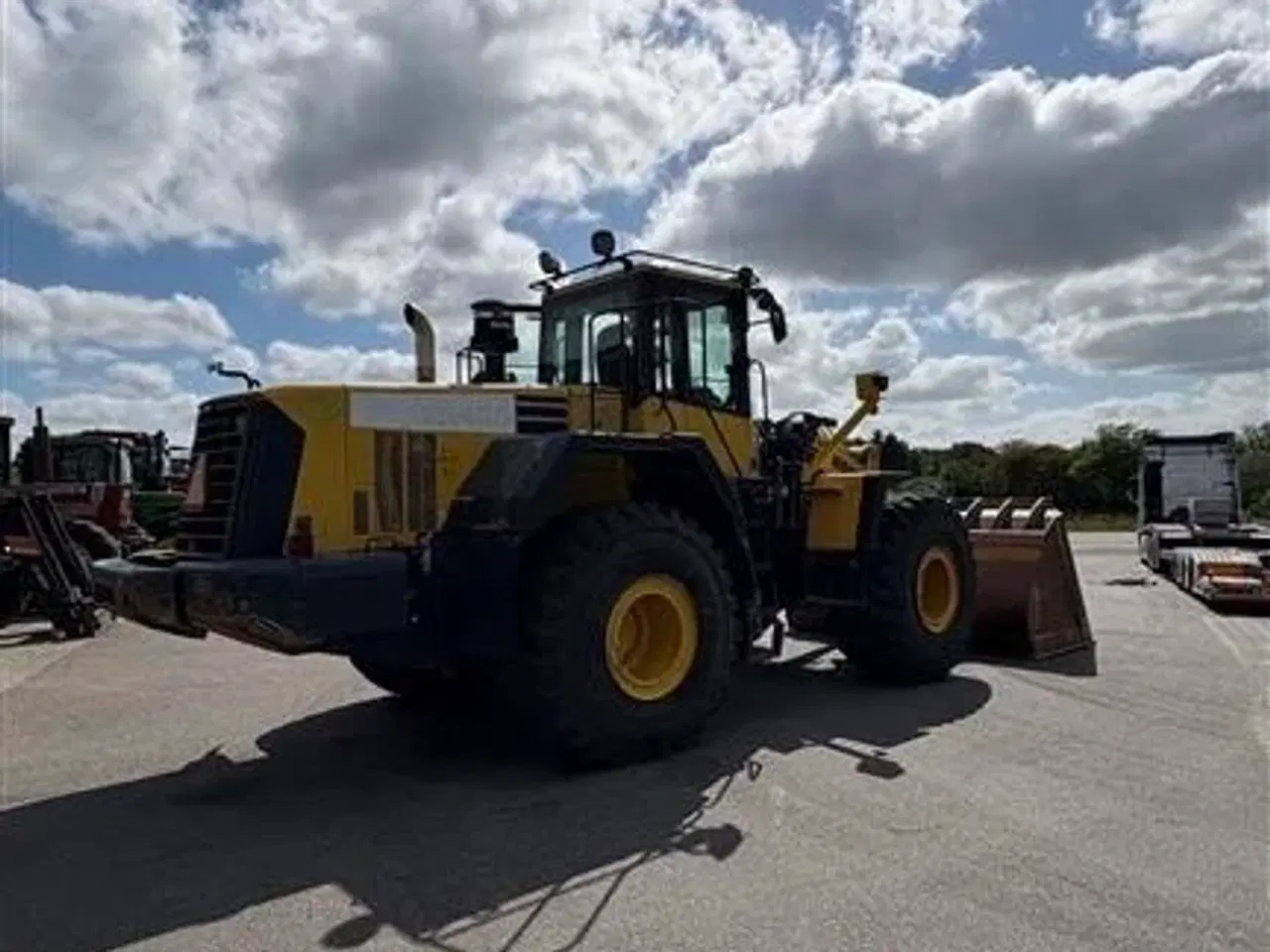 Billede 4 - Komatsu WA480 MED GODE DÆK OG SKOVL!