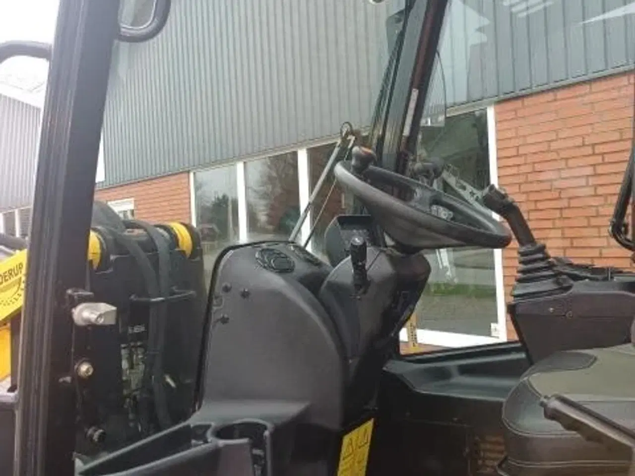 Billede 10 - Gehl AL750 m/kabine