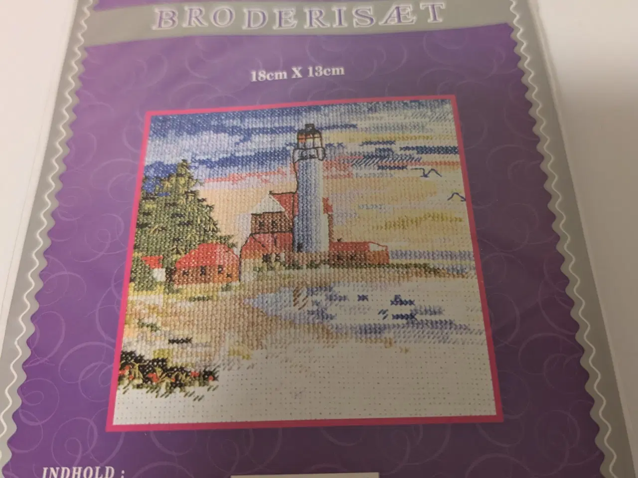 Billede 1 - Broderisæt 18 x 13 cm mønster, nål, garn, stof 