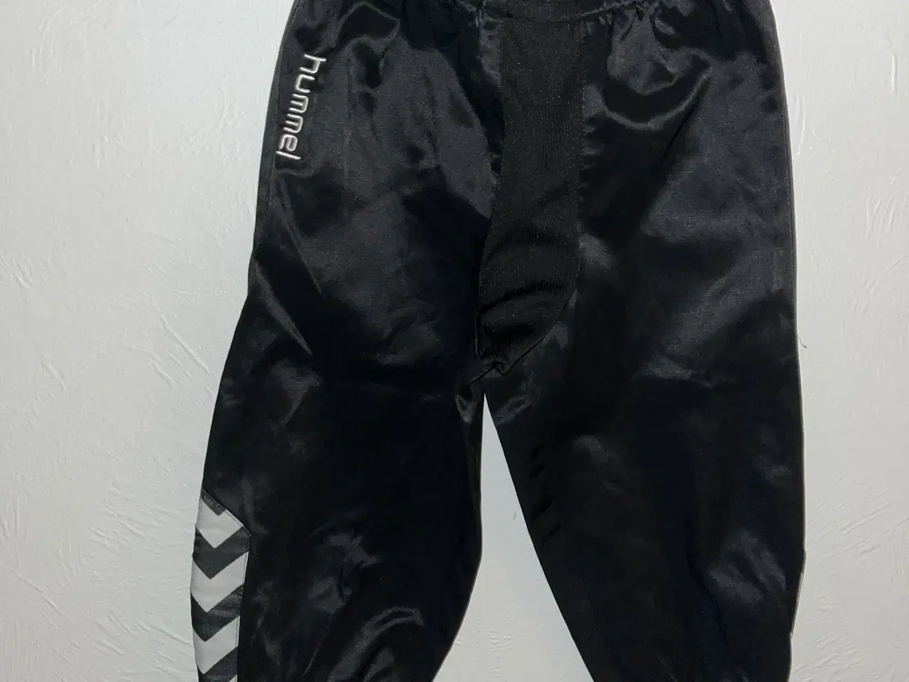 Billede 1 - Hummel fodboldknickers str. 164.