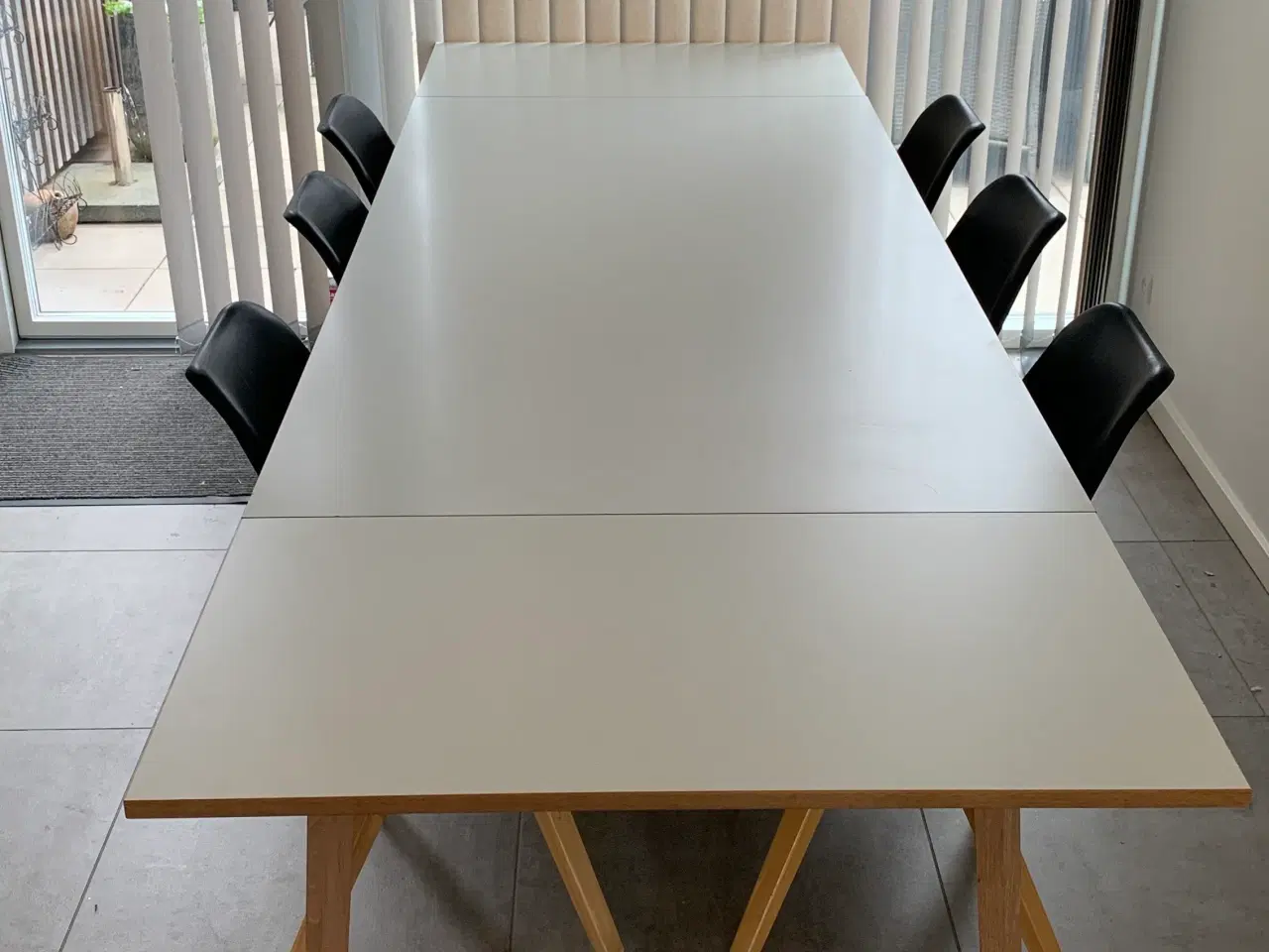 Billede 2 - Spisebord med tillægsplader 