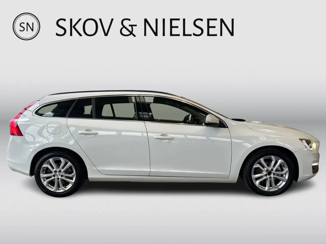 Billede 7 - Volvo V60 2,0 D4 181 Momentum Drive-E