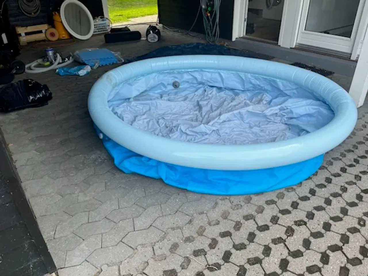 Billede 1 - Badebassin med filter, overdække og skumunderlag
