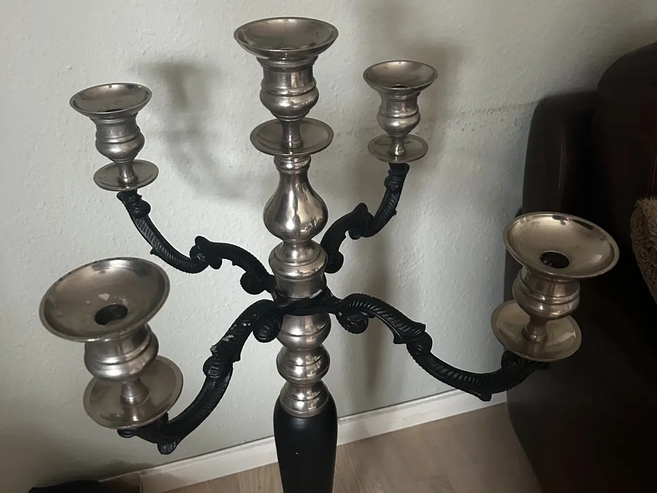 Billede 2 - Stor lysestage i okay stand