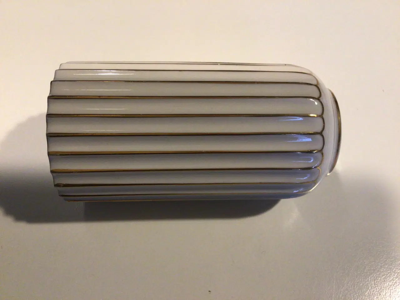 Billede 3 - Gl. Lyngby vase H 10 cm.