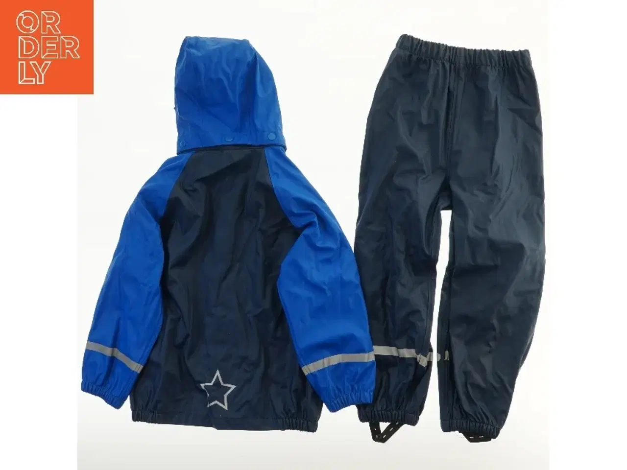 Billede 1 - Regntøjssæt med jakke og bukser fra Friends (str. 110)