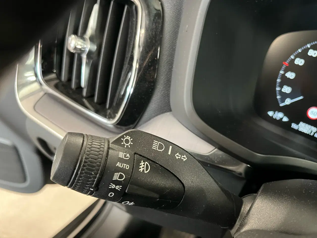 Billede 9 - Volvo V60 2,0 D4 Momentum 190HK Stc 8g Aut.