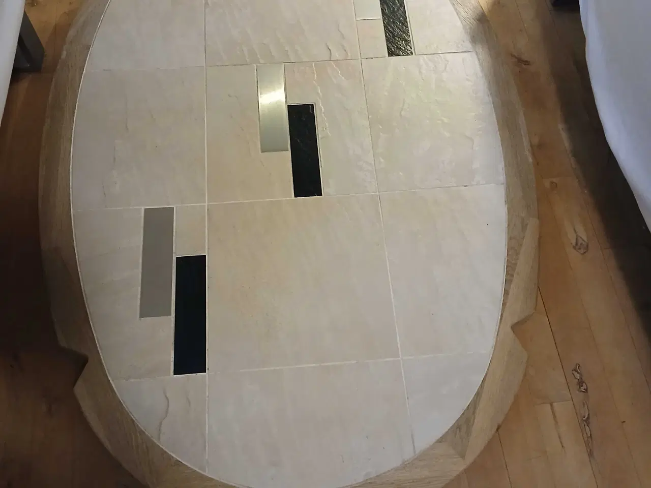 Billede 2 - Sofabord - eg og kakler