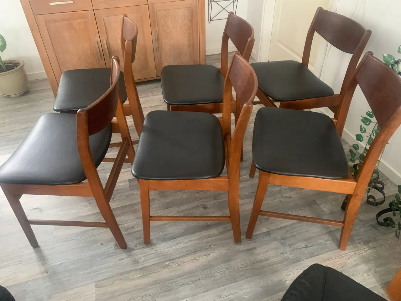 Billede 2 - 6 flotte stole i teak/ bøg . Har kvalitet stempel.