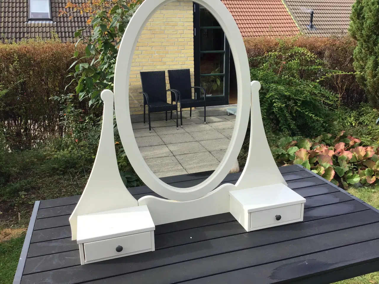 Billede 2 - Hemnes sminke opsats
