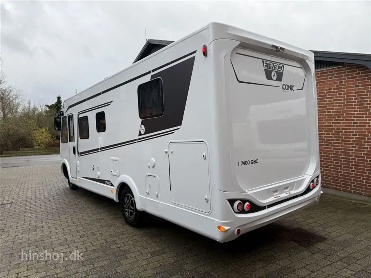 Billede 28 - 2026 - Etrusco I 7400 QBC Scandic Edition   Etrusco by Hymer er Italiensk Elegance og Komfort fra Hinshøj Caravan