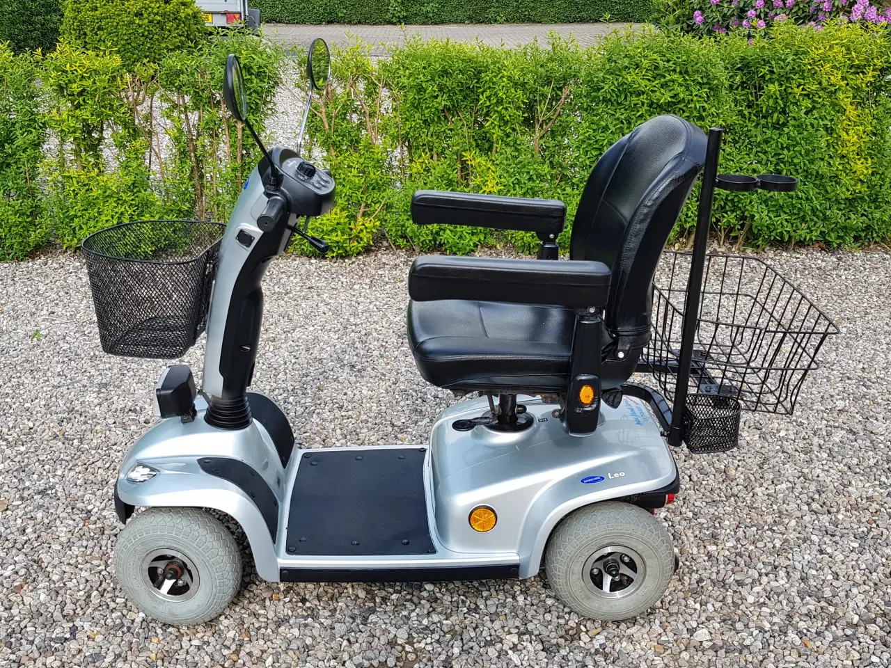 Billede 9 - 4 hjulet el-scooter med nye batterier