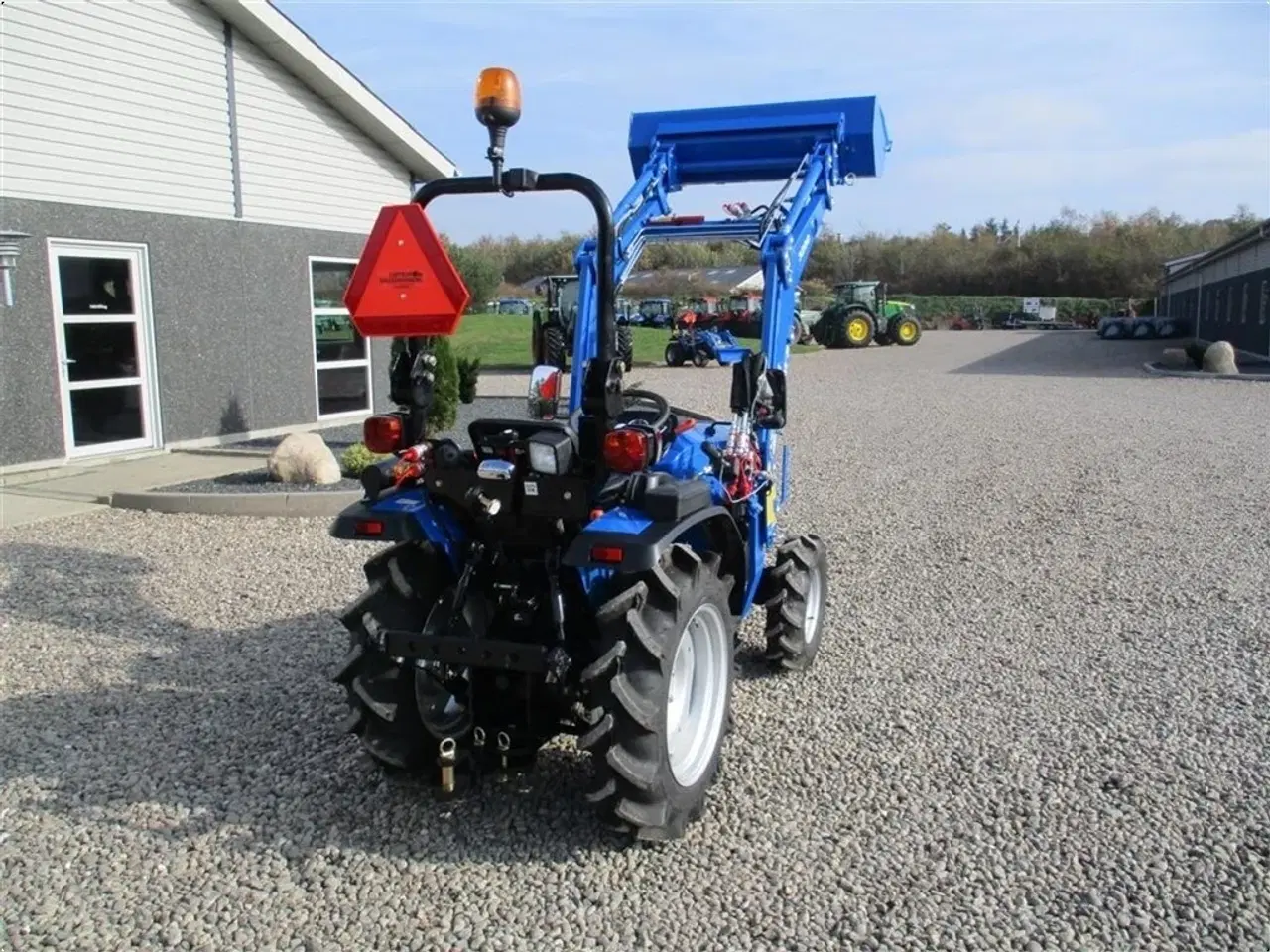 Billede 8 - Solis S26 6+2 gearmaskine med Fuldhydraulisk frontlæsser