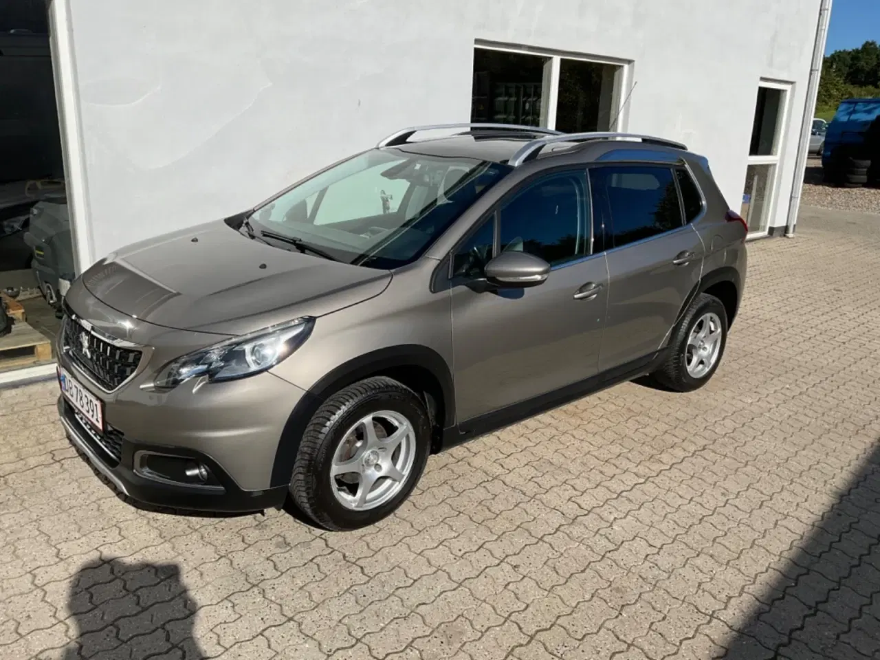 Billede 1 - Peugeot 2008 1,6 BlueHDi 100 Allure Sky