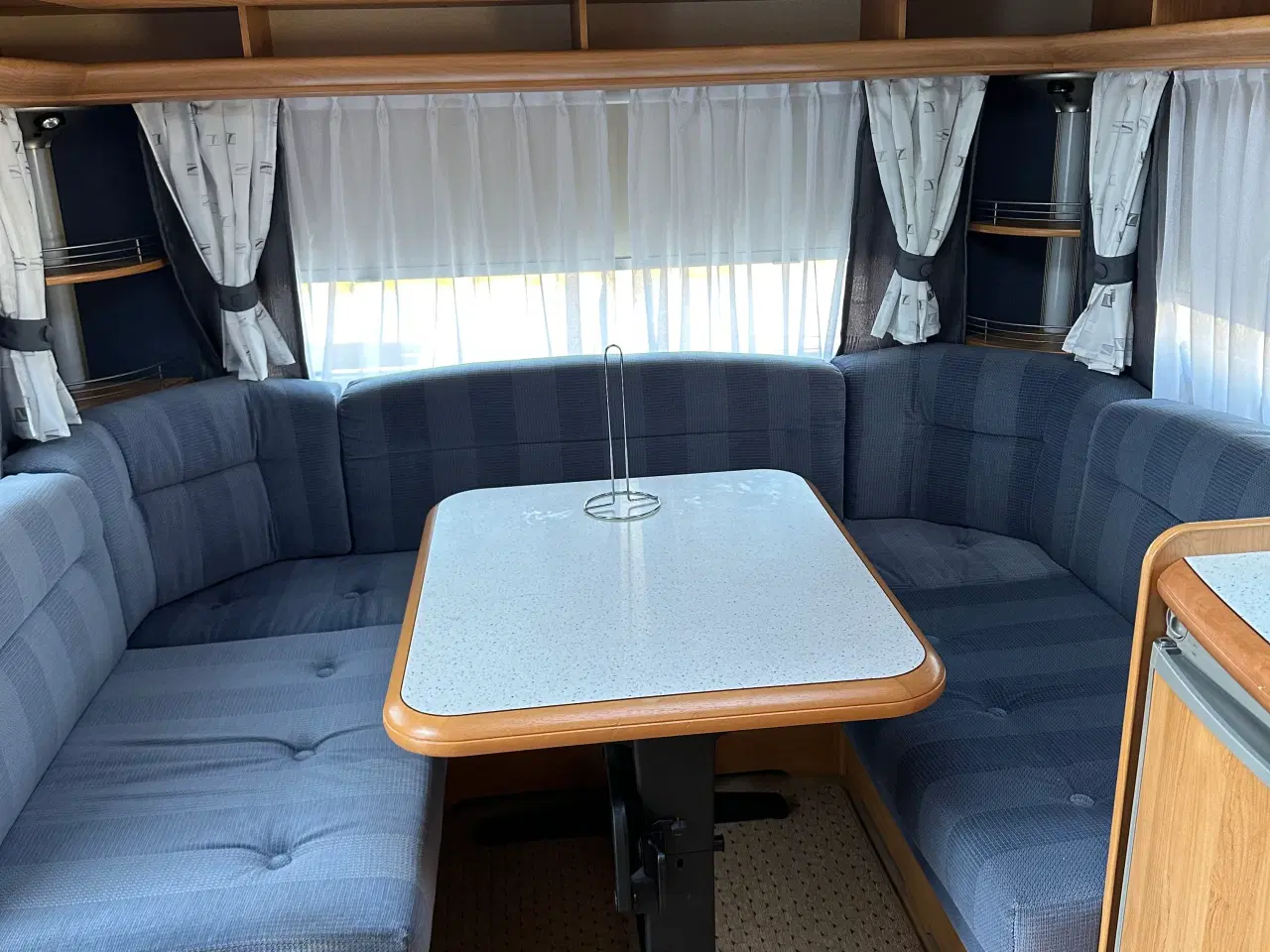 Billede 8 - Hobby Excellent campingvogn med mover 2005 