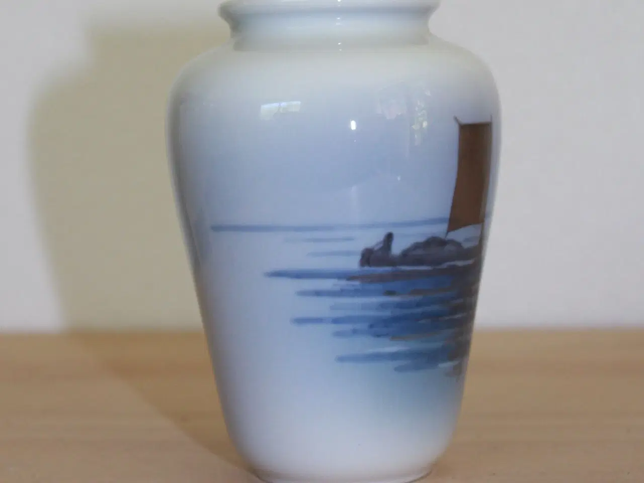 Billede 6 - Vase med sejlbåd fra Royal Copenhagen