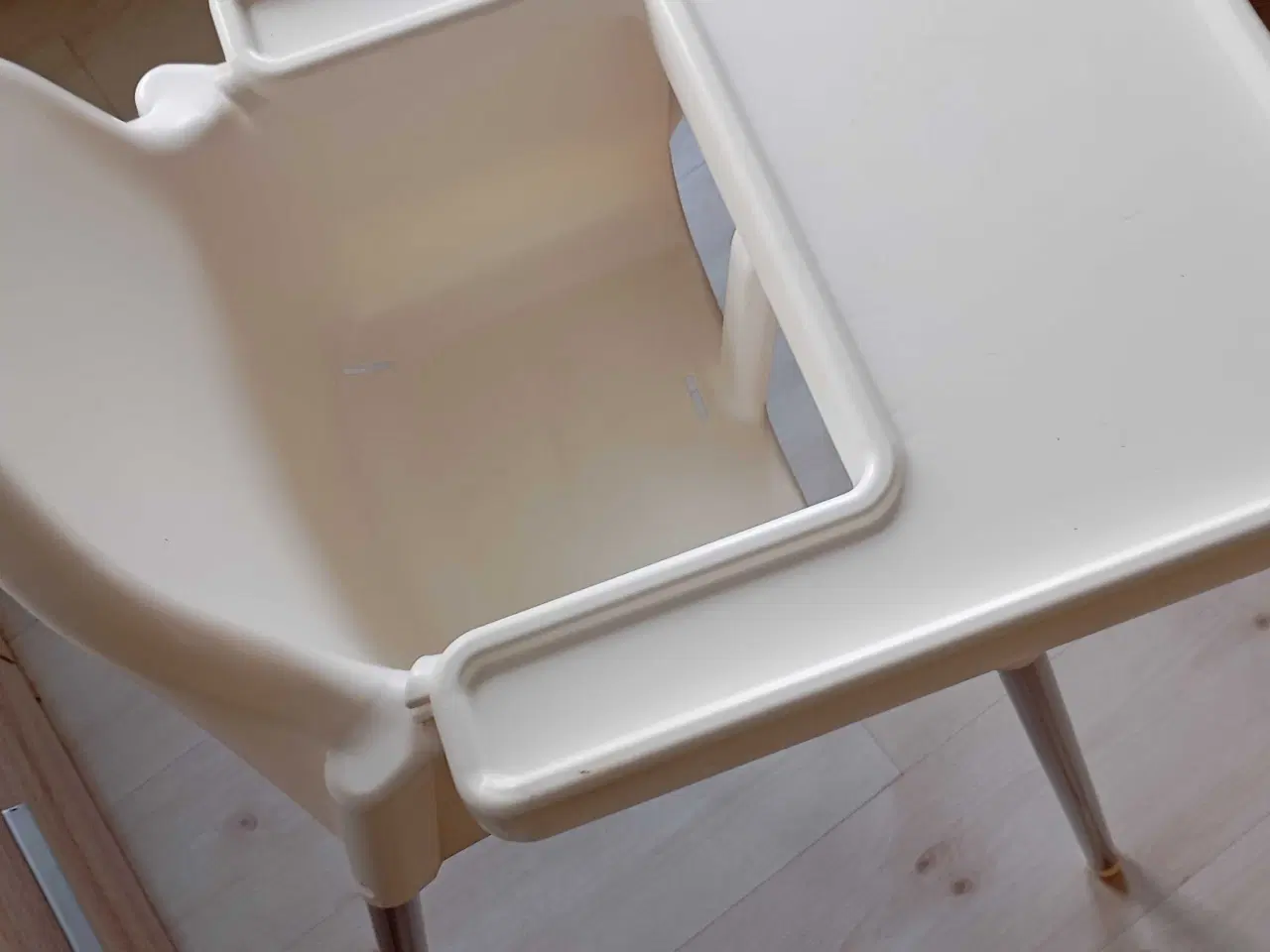 Billede 5 - Barnestol. Højstol med bordplade