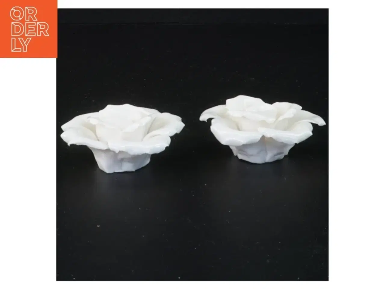 Billede 2 - Porcelænsroser til dekoration (str. 7 x 3 cm og 8 x 3 cm)