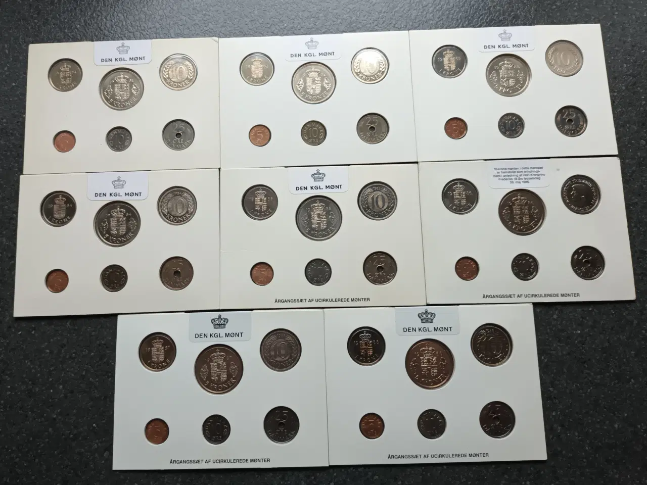 Billede 1 - Kgl Møntsæt 8 stk 1981 til 1988 komplet