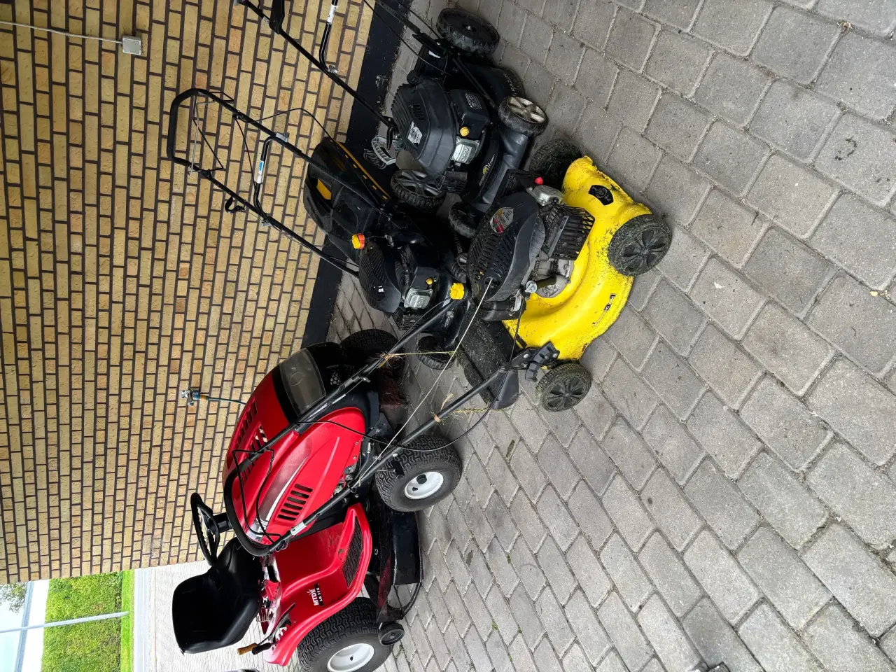 Billede 3 - Havetraktor og plæneklipper