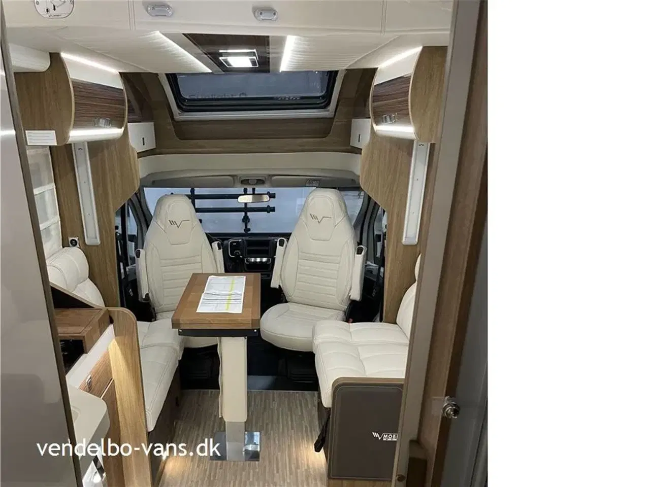 Billede 15 - 2025 - Mobilvetta Krosser 86 B Enkeltsenge - stor garage - sænkeseng - 180 HK - automatgear