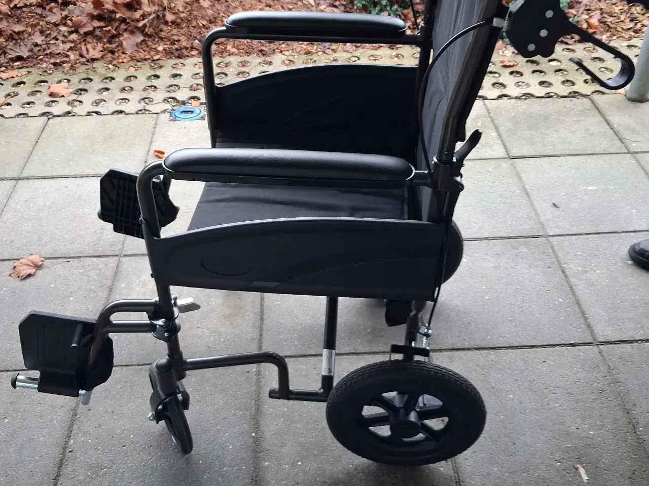 Billede 2 - Transport stol sælges.