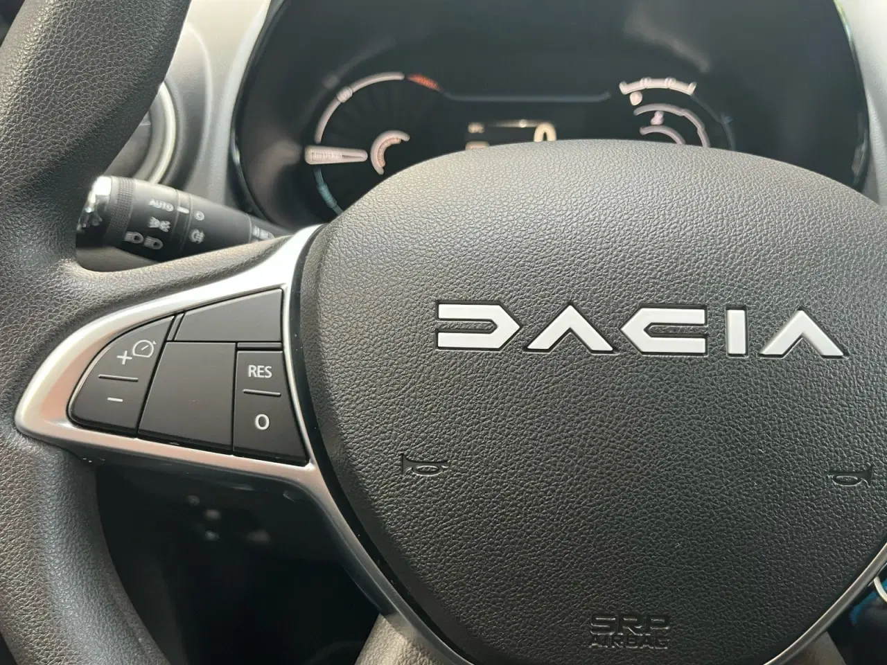 Billede 11 - Dacia Spring  Essential