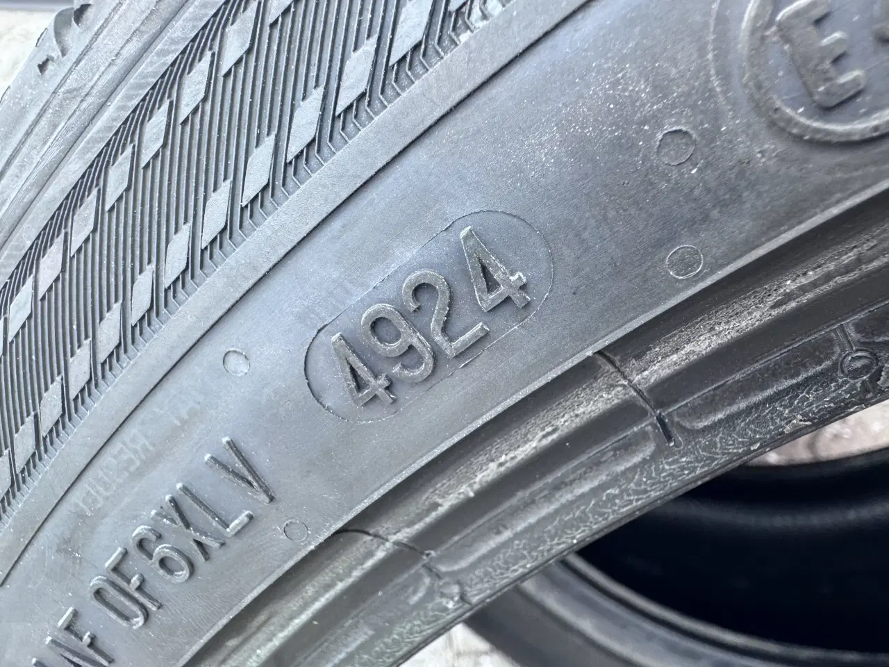 Billede 4 - 4stk spritnye Barum Bravuris 6 245/40-19