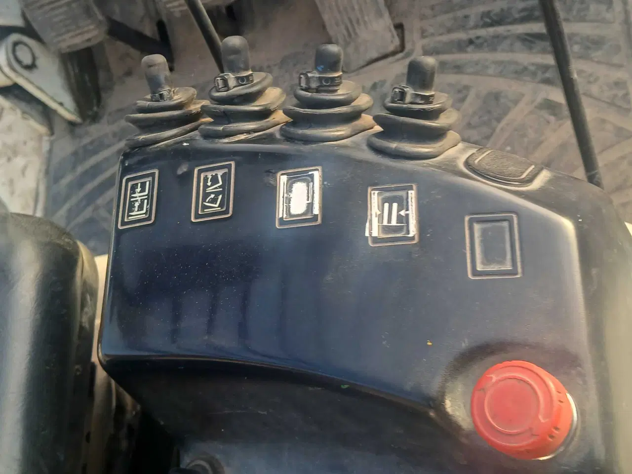 Billede 3 - Mitsubishi 2.5 T Gas truck 