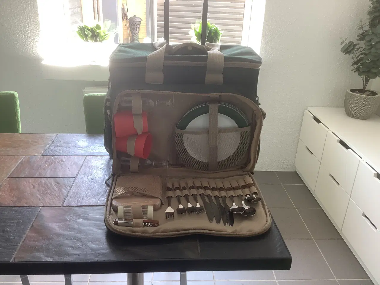 Billede 6 - Outwell picnics kurv med glas og bestik 