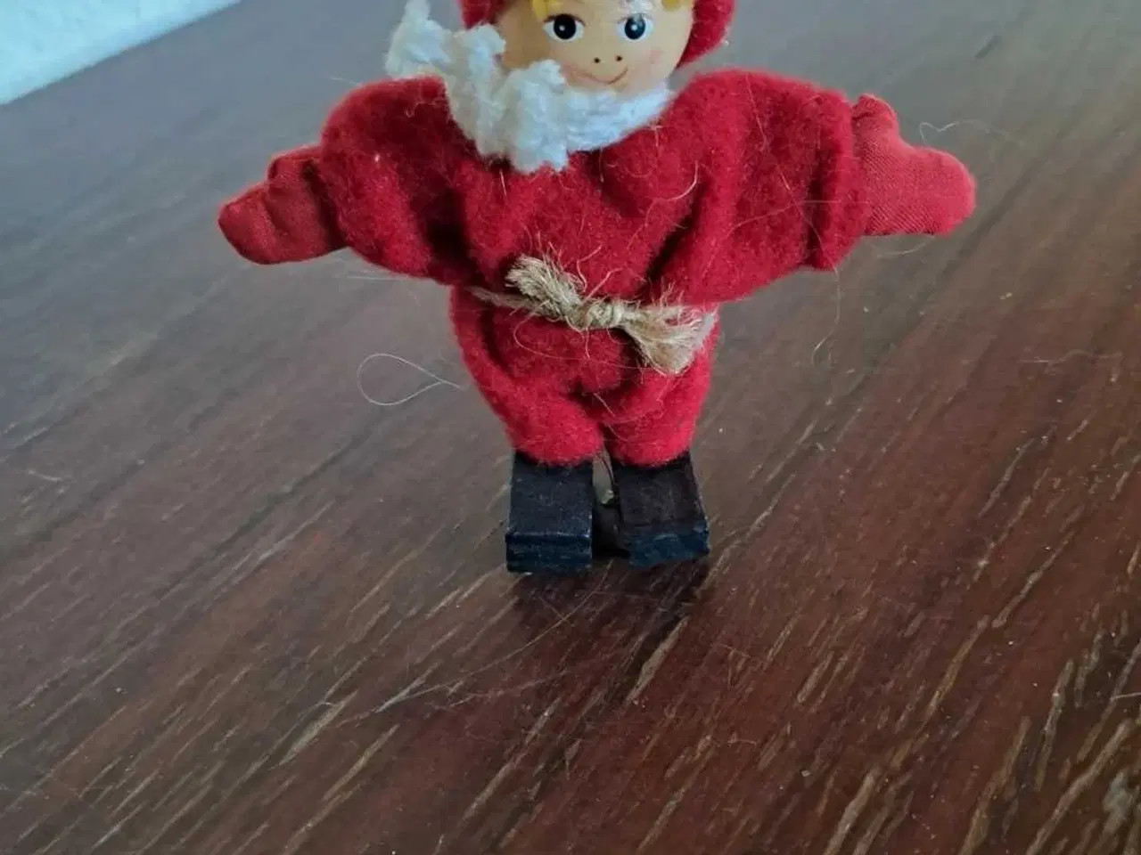 Billede 1 - Vintage nissefigur i ældre håndarbejdsmateriale