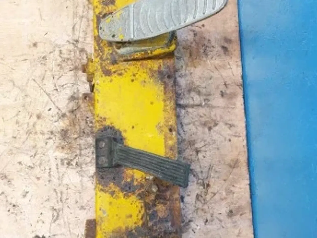 Billede 9 - Hanomag 44C Hovede Bremseventil 2945477M1