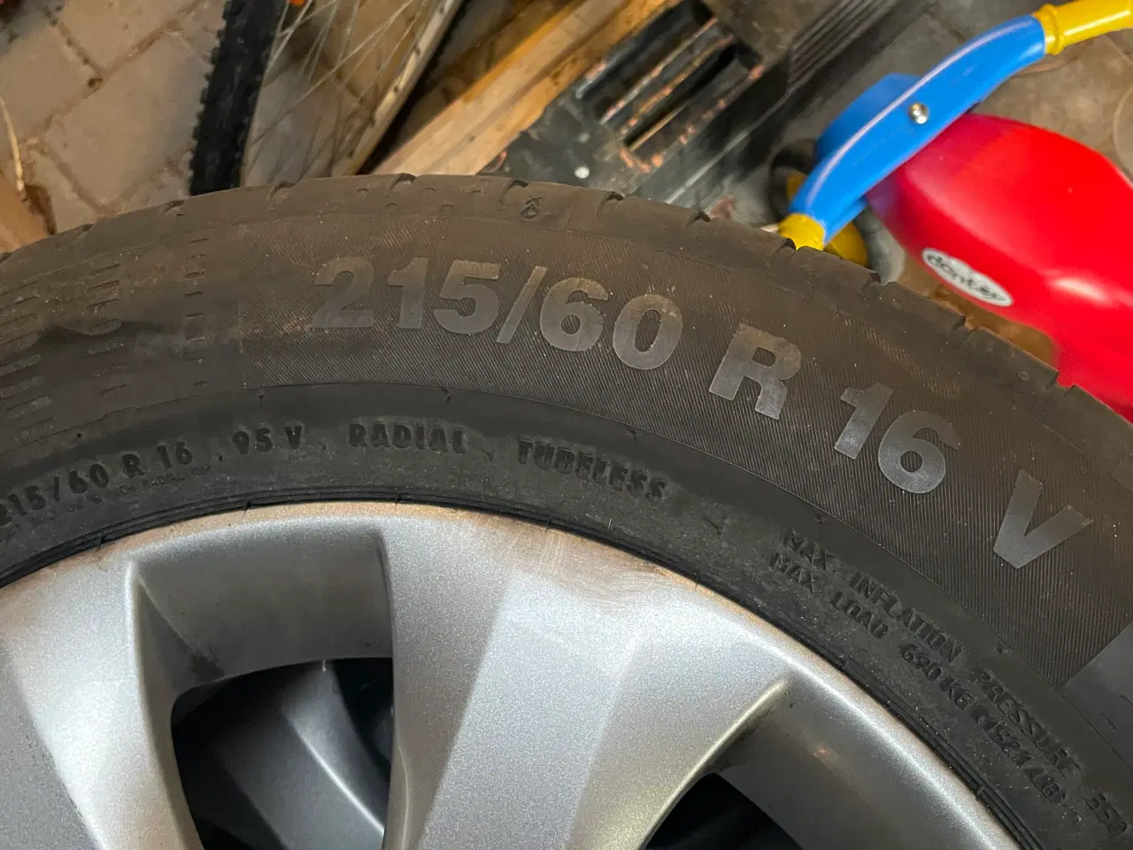 Billede 2 - Alu. Fælge med Tpms ventiler. 