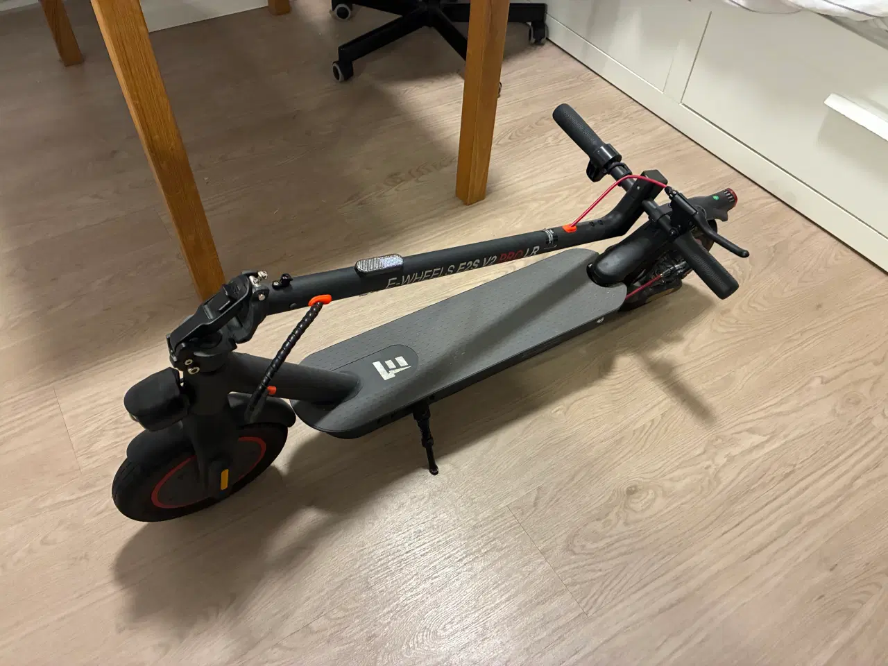 Billede 1 - Elektrisk løbehjul - E2S V2 PRO Long Range