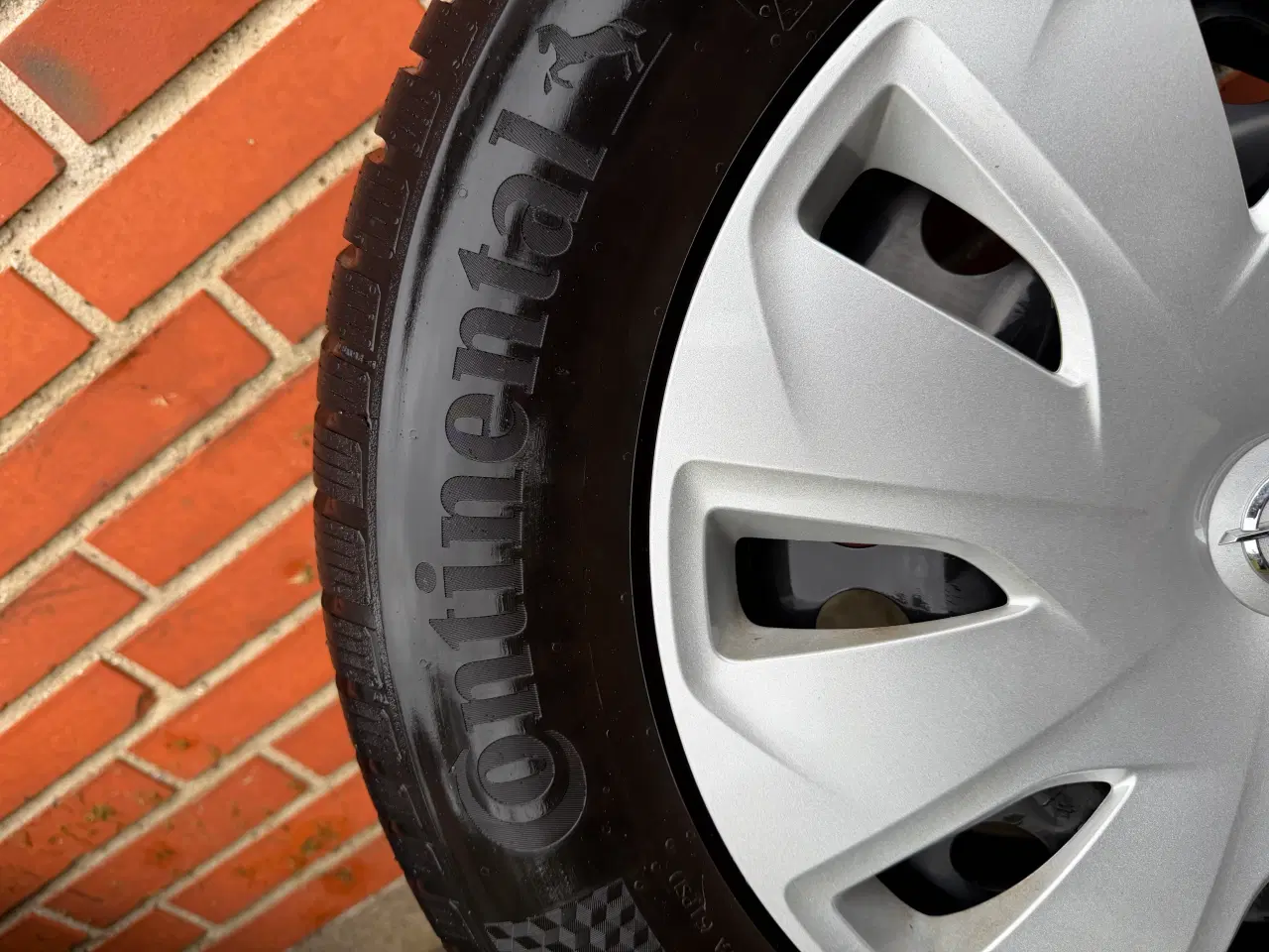 Billede 5 - 5x105 16”Originale Opel vinterhjul Continental dæk