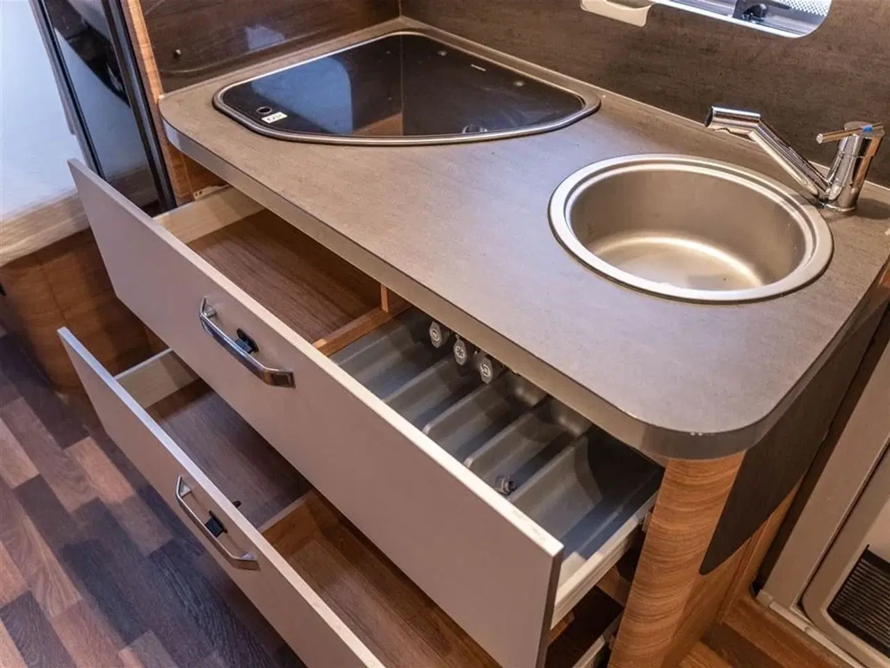 Billede 20 - 2020 - Weinsberg CaraOne 540 EUH   Genial indretning til 4 personer