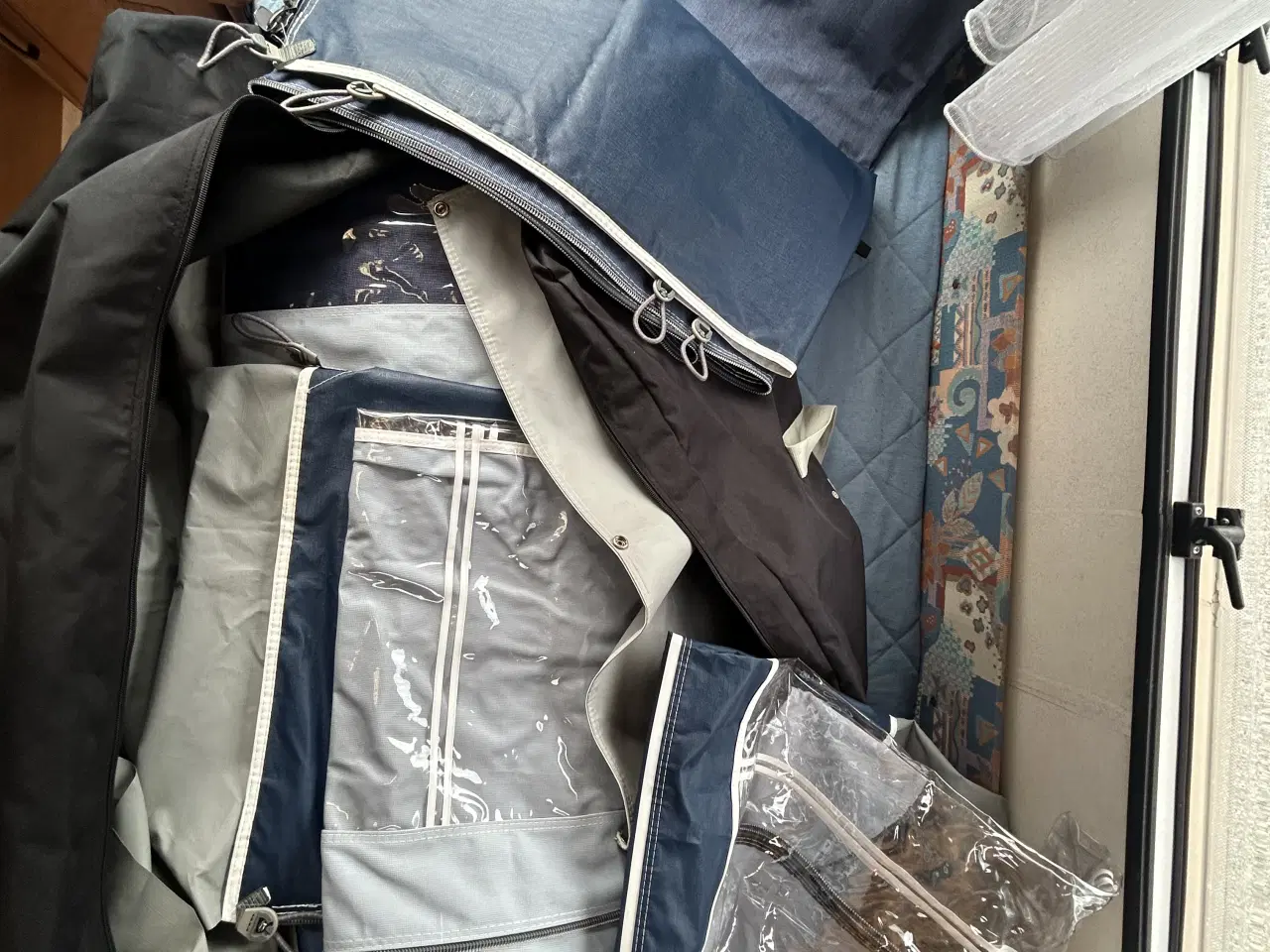 Billede 10 - Enkeltsengsvogn - klar til ferie