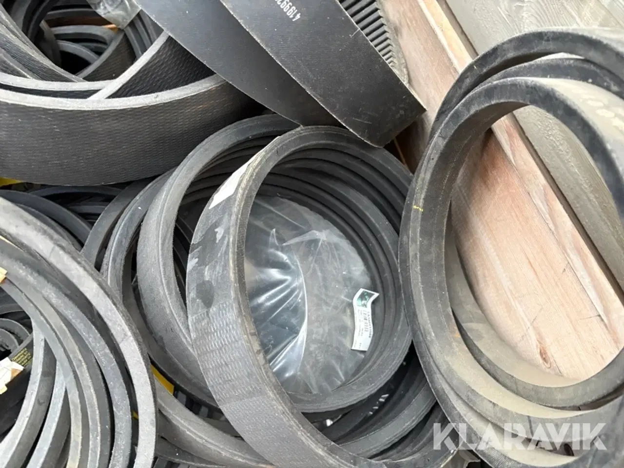 Billede 9 - Paller med assorteret remme