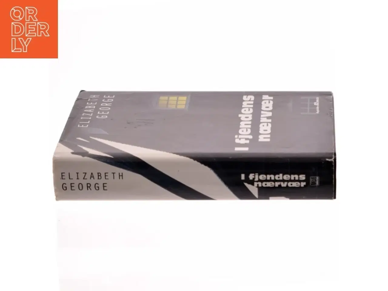 Billede 2 - I Fjendens nærvær