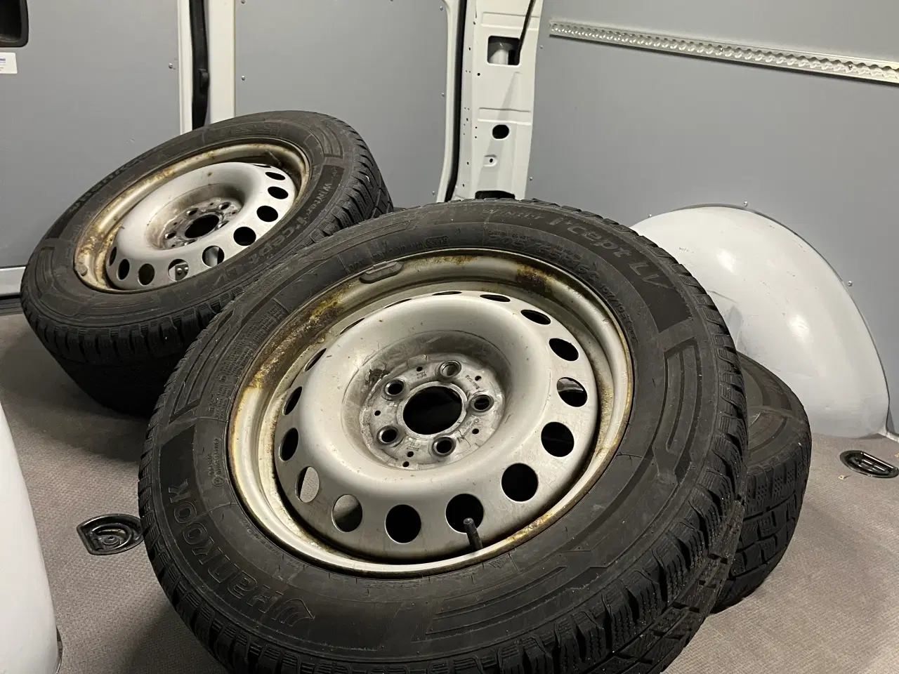 Billede 2 - Vinterhjul Mercedes Vito 2019, 4 stk