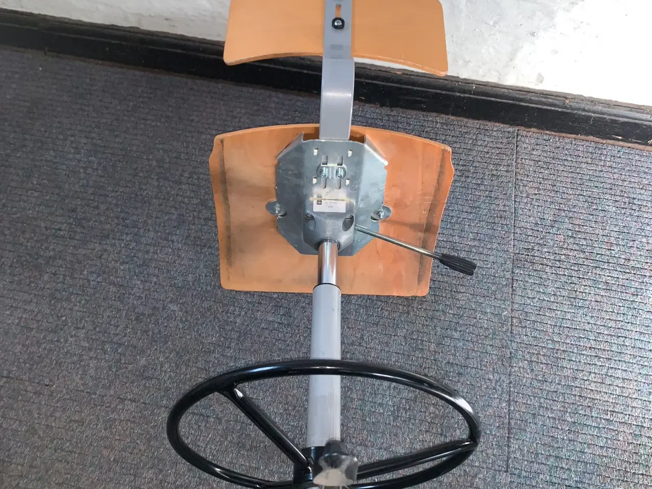 Billede 4 - Kontorstol / Skolestol / Børnestol / Værksted