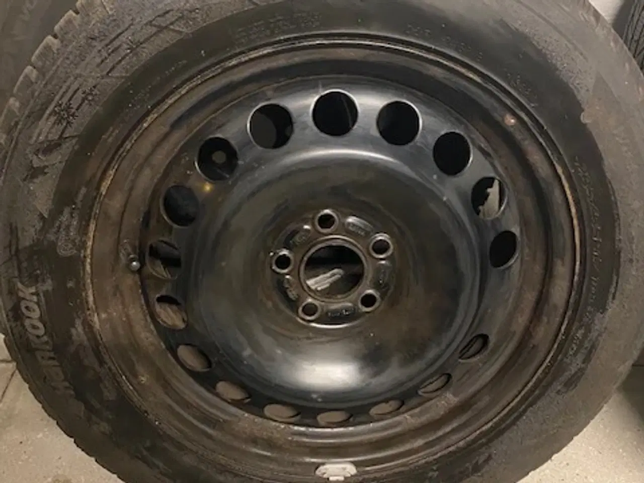 Billede 2 - Meget billig Ford S Max vinterdæk på stål fælge