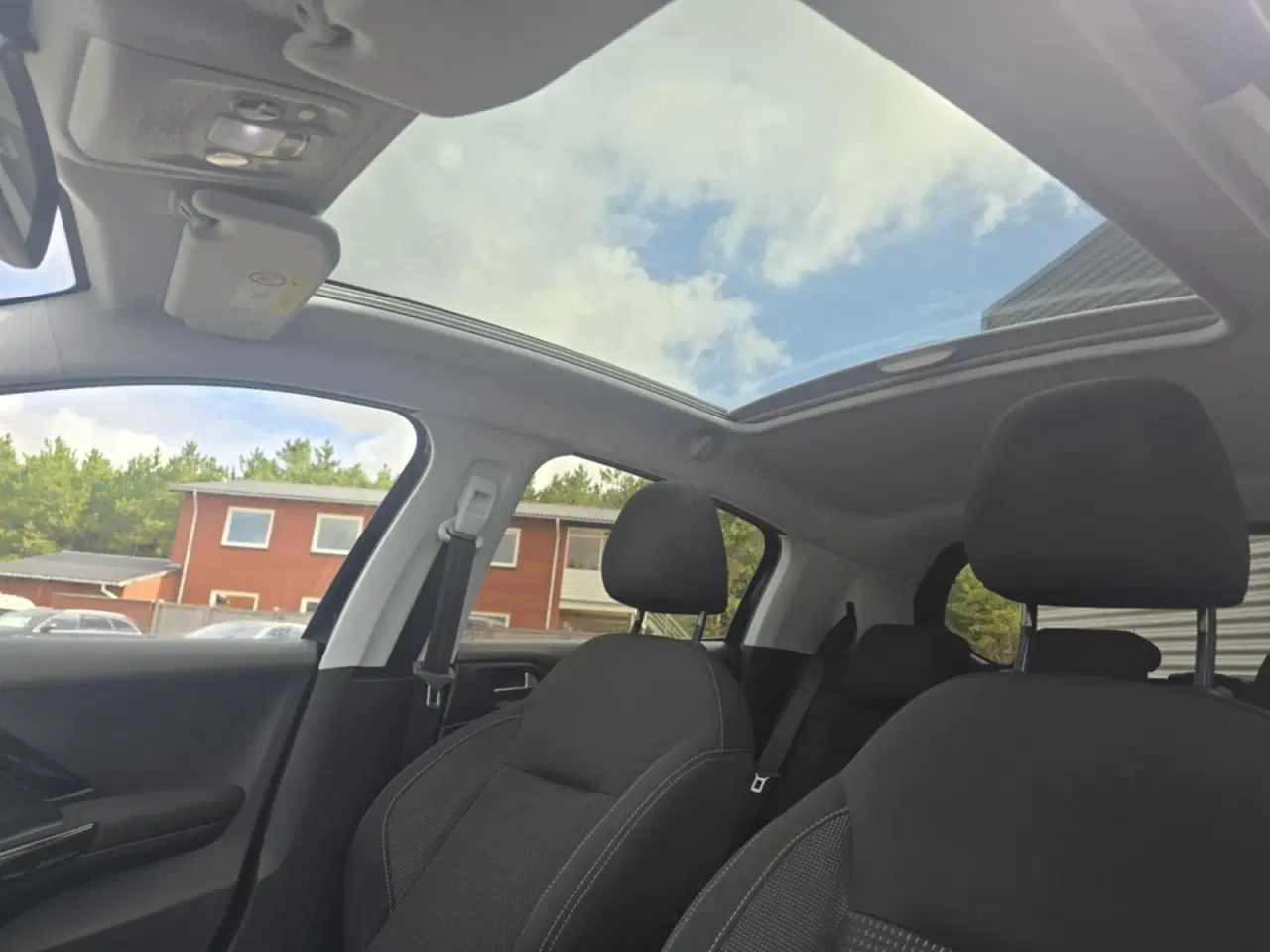 Billede 12 - Peugeot 208 1,6 BlueHDi 100 Allure Sky