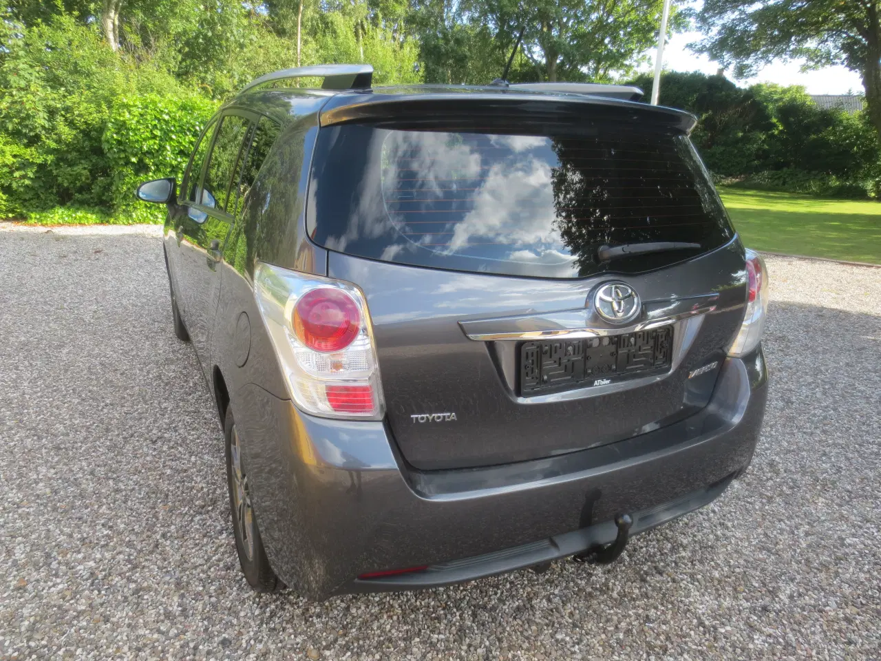 Billede 7 - Toyota Verso 1.6 D 7 Pers År 2014. 