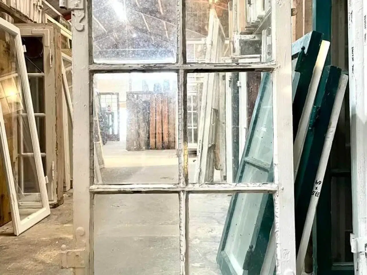 Billede 1 - Klassisk 6-ruders vinduesramme i kernetræ