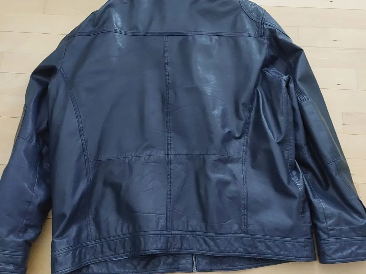 Billede 4 - Skind jakke i blødt læder blå canson